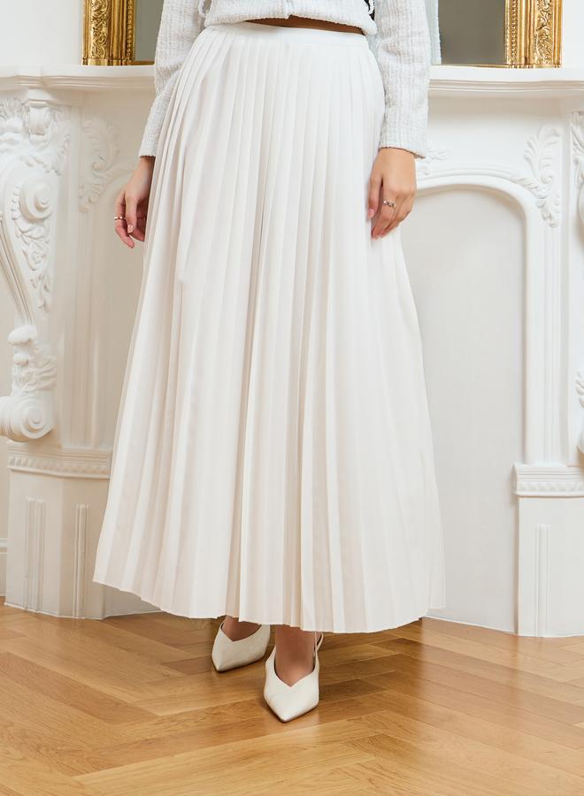 Styli Women Off-White Tweed Top and Pleated Skirt Co-Ords - Image 5